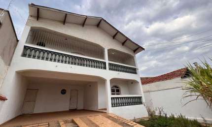 Casa à venda, 4 quartos, 1 suíte, 4 vagas, Nova Pompéia - Piracicaba/SP
