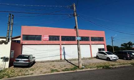 Sala Comercial à venda, 10 vagas, Pompéia - Piracicaba/SP