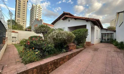 Casa à venda, 5 quartos, 3 vagas, Centro - Piracicaba/SP