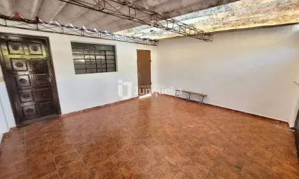 Casa para aluguel, 3 quartos, 2 vagas, Perdizes - Piracicaba/SP