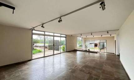 Casa à venda, 6 quartos, 5 suítes, 3 vagas, Centro - Piracicaba/SP