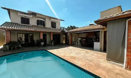 Casa à venda, 3 quartos, 2 suítes, 4 vagas, Nova Piracicaba - Piracicaba/SP