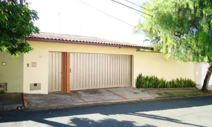 Casa à venda, 3 quartos, 1 suíte, 3 vagas, Nova Piracicaba - Piracicaba/SP