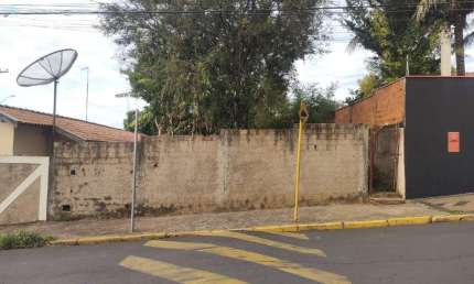 Terreno à venda no Centro, Rio das Pedras 