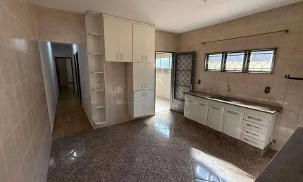 Casa para aluguel, 2 quartos, 2 vagas, Santa Terezinha - Piracicaba/SP