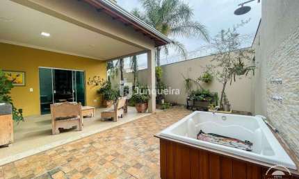 Casa Comercial à venda, 3 quartos, 1 suíte, 2 vagas, Santa Terezinha - Piracicaba/SP