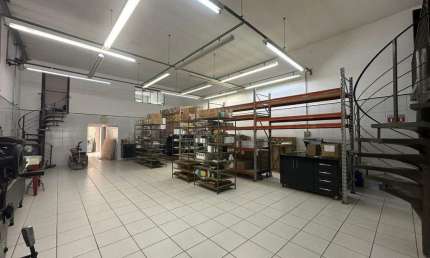 Casa Comercial à venda, 3 quartos, 1 suíte, 2 vagas, Vila Monteiro - Piracicaba/SP
