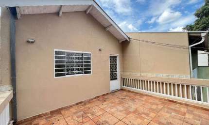 Casa Comercial à venda, 2 quartos, 2 vagas, Vila Rezende - Piracicaba/SP