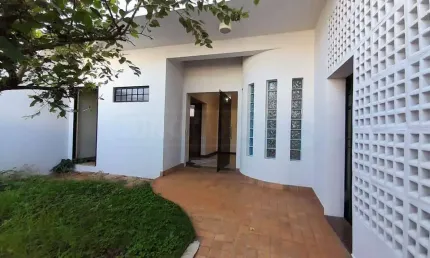 Casa Comercial à venda, 3 quartos, 1 suíte, 2 vagas, Centro - Piracicaba/SP
