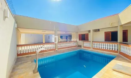 Casa à venda, 3 quartos, 2 suítes, 4 vagas, Jardim Califórnia - Piracicaba/SP