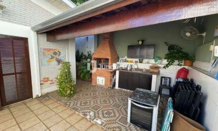 Casa à venda, 3 quartos, 1 suíte, 2 vagas, Nova Piracicaba - Piracicaba/SP