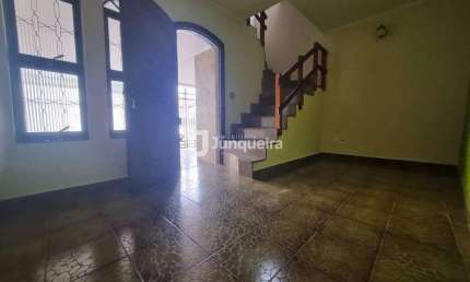 Casa à venda, 3 quartos, 1 suíte, 2 vagas, Centro - Piracicaba/SP