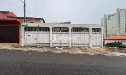 Casa à venda, 3 quartos, 1 suíte, 3 vagas, Centro - Piracicaba/SP