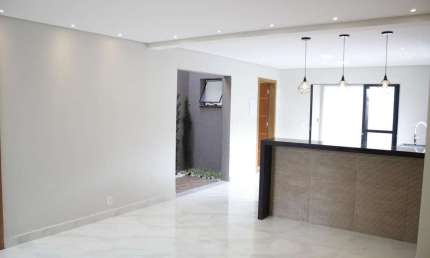 Casa para Venda em Atibaia, VIVEJO, 3 dormitórios, 1 suíte, 3 banheiros, 2 vagas