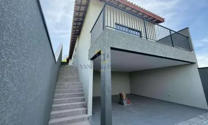 Casa para Venda em Atibaia, Bella Atibaia, 3 dormitórios, 1 suíte, 2 banheiros, 2 vagas
