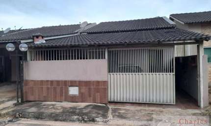 Casa para Venda em Goiânia, Residencial Forteville, 2 dormitórios, 1 banheiro, 2 vagas
