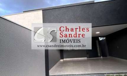 Casa para Venda em Aparecida de Goiânia, Garavelo Residencial Park, 3 dormitórios, 1 suíte, 2 banheiros, 3 vagas