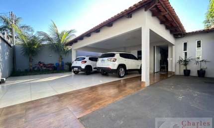 Casa para Venda em Goiânia, Jardim Europa, 3 dormitórios, 3 suítes, 5 banheiros, 4 vagas