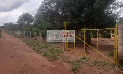 Chácara para Venda em Goianápolis, Zona Rural, 3 dormitórios, 2 banheiros, 3 vagas