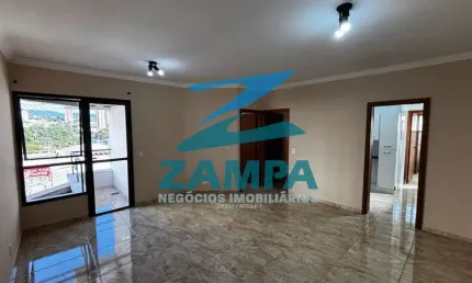 APARTAMENTO AMPLO NO CENTRO COM 3 QUARTOS (1 SUITE), 1 VAGA COBERTA, TODO PLANEJADO E COM SACADA