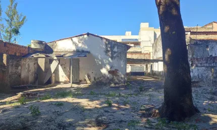 Terreno à venda com 435 metros próximo ao carneiro do ordones