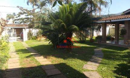 Casa com 2 dormitórios à venda, 170 m² por R$ 800.000,00 - Massaguaçu - Caraguatatuba/SP