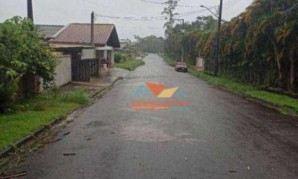 Vende-se terreno de 300 m² com escritura definitiva na praia de Massaguaçu. Venha morar perto do mar e sentir o frescor da Mata Atlântica.