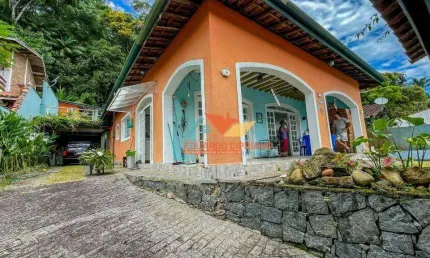 Casa com 3 dormitórios à venda, 134 m² por R$ 780.000,00 - Tabatinga - Caraguatatuba/SP