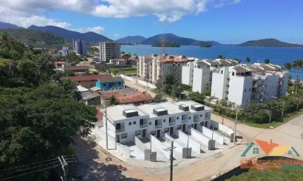 Casa com 2 dormitórios à venda, 85 m² por R$ 495.000,00 - Massaguaçu - Caraguatatuba/SP
