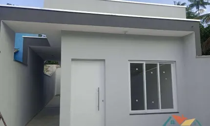 Casa com 2 dormitórios à venda, 60 m² por r$ 385.000,00 - massaguaçu - caraguatatuba/sp