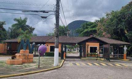 'Terreno à Venda no Condomínio Mar Verde em Caraguatatuba: Seu Refúgio no Litoral!'