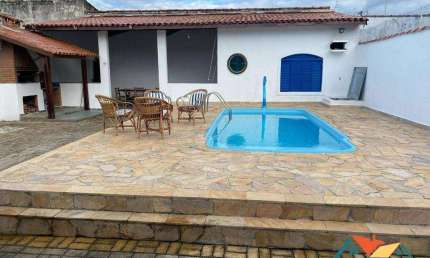 Casa com 3 dormitórios à venda, 150 m² por R$ 690.000,00 - Pontal de Santa Marina - Caraguatatuba/SP