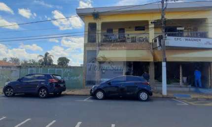 Casa Sobrado e Área de terreno Livre no centro de São Pedro