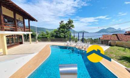 Casa para venda em São Francisco - Niterói -Rio de Janeiro