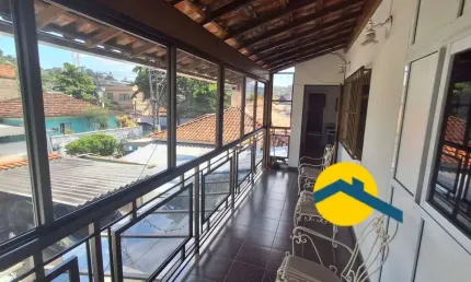 Casa à venda na rua Daniel Torres - Engenhoca  - Niterói- RJ