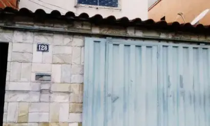 Casa com 2 quartos à venda na rua jair negrão de lima, jardim dos comerciários (venda nova), belo horizonte por r$ 270.000
