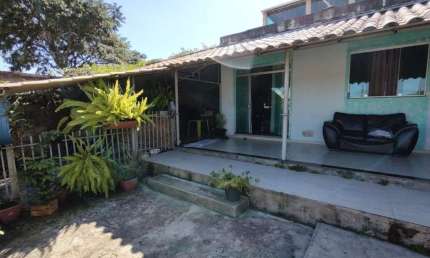 Casa com 3 quartos à venda na Rua Quatro, Atalaia (Justinópolis), Ribeirão das Neves por R$ 320.000