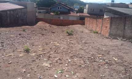 Terreno à venda na Rua Raul Pompéia, Londrina (São Benedito), Santa Luzia por R$ 260.000
