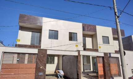 Casa com 3 quartos à venda na Rua Virgílio de Melo Franco, Santa Amélia, Belo Horizonte por R$ 578.200