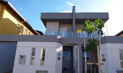 Casa com 3 quartos à venda na Rua Inácio Murta, Copacabana, Belo Horizonte por R$ 748.000