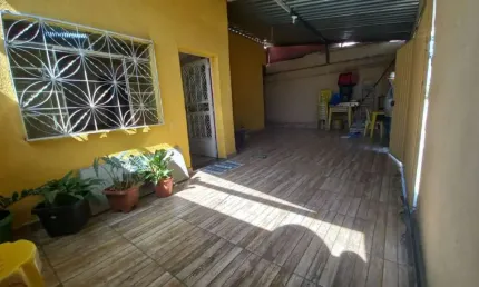 Casa com 3 quartos à venda na Rua Carmelito Moreira Júnior, Cerejeira (Justinópolis), Ribeirão das Neves por R$ 320.000