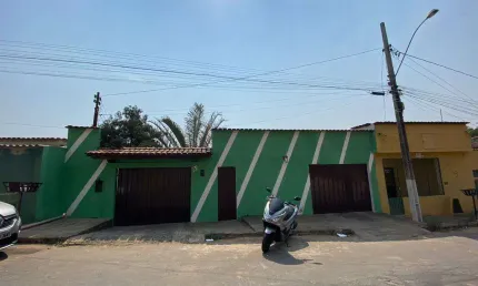 Casa com 3 quartos à venda na Lagoa de Santo Antônio, Pedro Leopoldo  por R$ 450.000