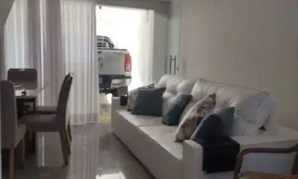 Casa com 3 quartos à venda no Centro, Pedro Leopoldo  por R$ 590.000