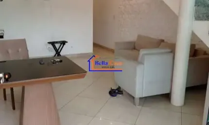 Casa com 3 quartos à venda no Jardim Petrópolis, Betim  por R$ 550.000