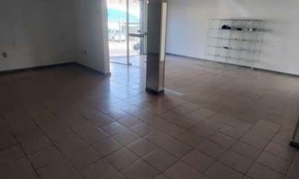 Ponto comercial para alugar na Rua Pioneiros da Paz, Santa Amélia, Belo Horizonte por R$ 2.800