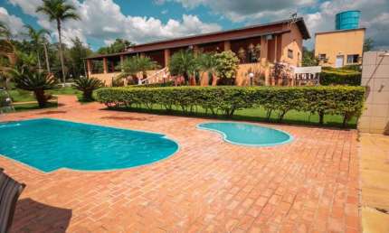 Chácara / sítio com 6 quartos à venda no Nova Esmeralda, Esmeraldas  por R$ 1.050.000