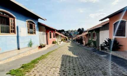 Casa em condomínio fechado com 3 quartos à venda na Rua Déa, Piratininga (Venda Nova), Belo Horizonte por R$ 360.000