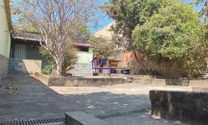 Casa com 3 quartos à venda na Rua Newton da Costa Silveira, Rio Branco, Belo Horizonte por R$ 680.000