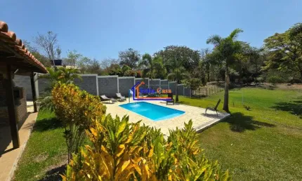 Chácara / sítio com 3 quartos à venda na Zona Rural, Jaboticatubas  por R$ 840.000