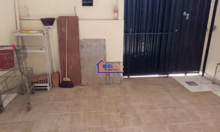 Casa com 2 quartos à venda na Rua João Ferreira da Silva, Justinópolis (Distrito), Ribeirão das Neves por R$ 180.000